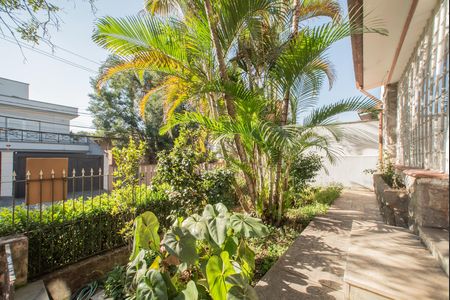 Jardim de casa para alugar com 4 quartos, 290m² em Planalto Paulista, São Paulo