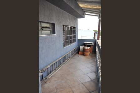 Casa para alugar com 150m², 3 quartos e 2 vagas Casa para alugar com 150m², 3 quartos e 2 vagasVaranda do Quarto 3
