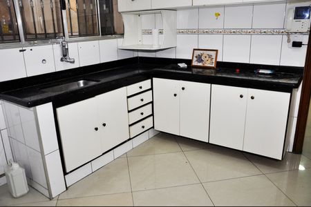 Casa para alugar com 150m², 3 quartos e 2 vagas Casa para alugar com 150m², 3 quartos e 2 vagasCozinha