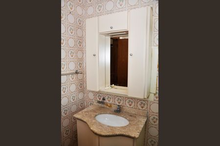 Casa para alugar com 150m², 3 quartos e 2 vagas Casa para alugar com 150m², 3 quartos e 2 vagasBanheiro