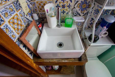 Apartamento à venda com 52m², 2 quartos e 1 vaga Apartamento à venda com 52m², 2 quartos e 1 vagaBanheiro