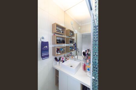 Casa à venda com 110m², 3 quartos e 2 vagas Casa à venda com 110m², 3 quartos e 2 vagasBanheiro da Suíte