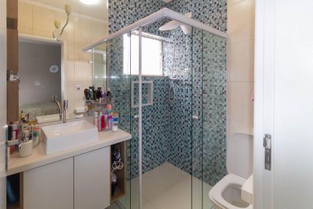 Casa à venda com 110m², 3 quartos e 2 vagas Casa à venda com 110m², 3 quartos e 2 vagasBanheiro da Suíte