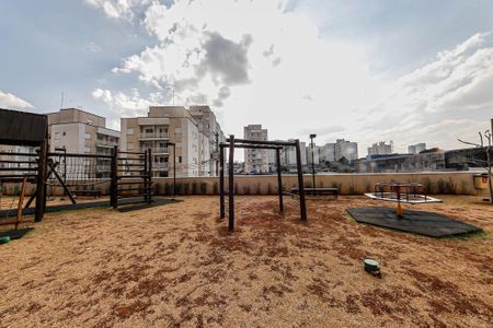 Apartamento para alugar com 45m², 2 quartos e 1 vaga Apartamento para alugar com 45m², 2 quartos e 1 vagaÁrea comum - Playground