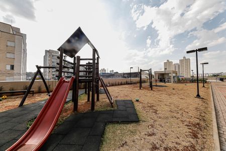 Apartamento para alugar com 45m², 2 quartos e 1 vaga Apartamento para alugar com 45m², 2 quartos e 1 vagaÁrea comum - Playground