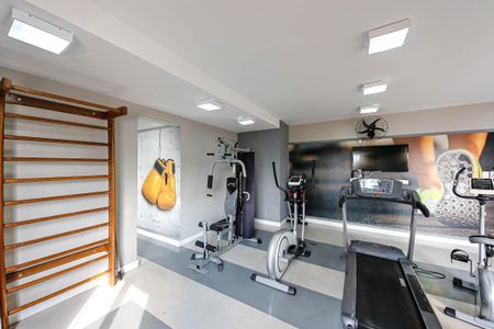 Apartamento para alugar com 45m², 2 quartos e 1 vaga Apartamento para alugar com 45m², 2 quartos e 1 vagaÁrea comum - Academia