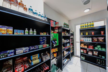 Apartamento para alugar com 45m², 2 quartos e 1 vaga Apartamento para alugar com 45m², 2 quartos e 1 vagaMini Mercado