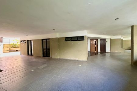 Apartamento à venda com 127m², 3 quartos e 2 vagas Apartamento à venda com 127m², 3 quartos e 2 vagasÁrea comum