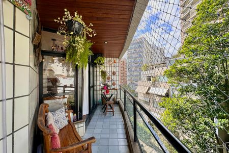 Varanda de apartamento à venda com 3 quartos, 127m² em Lagoa, Rio de Janeiro