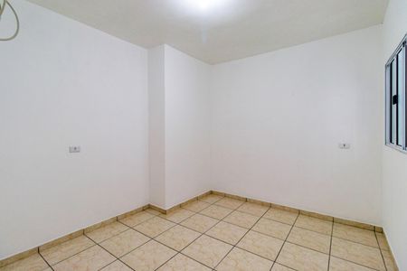 Quarto 2 de casa para alugar com 2 quartos, 46m² em Jardim Bom Refugio, São Paulo