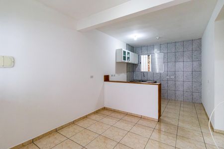 Sala de casa para alugar com 2 quartos, 46m² em Jardim Bom Refugio, São Paulo