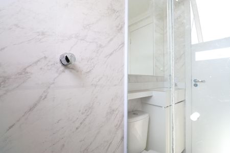 Apartamento para alugar com 44m², 2 quartos e sem vagaBanheiro