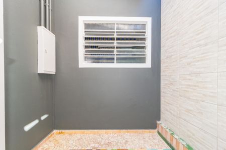 Casa à venda com 350m², 5 quartos e 7 vagasQuintal entre os Quartos