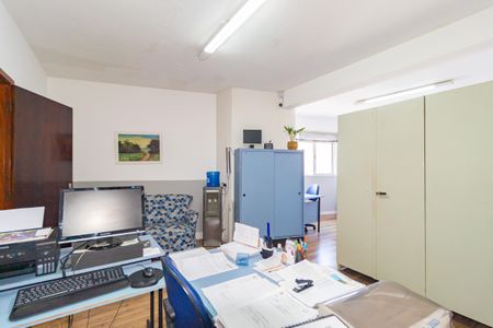 Casa à venda com 350m², 5 quartos e 7 vagasEscritório Externo