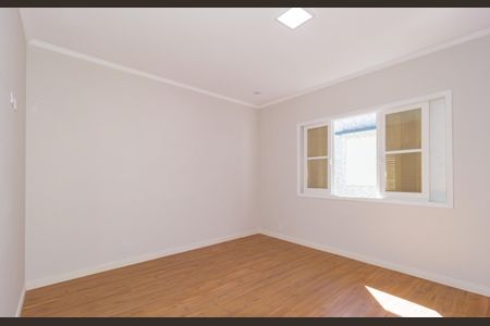 Casa à venda com 350m², 5 quartos e 7 vagasSuíte 1