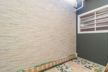 Casa à venda com 350m², 5 quartos e 7 vagasQuintal entre os Quartos