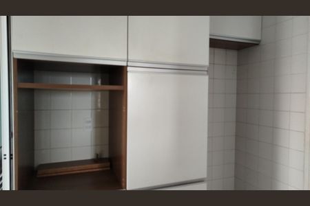 Apartamento para alugar com 65m², 2 quartos e 2 vagas Apartamento para alugar com 65m², 2 quartos e 2 vagasCozinha
