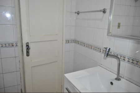 Apartamento à venda com 66m², 2 quartos e sem vagaBanheiro Social