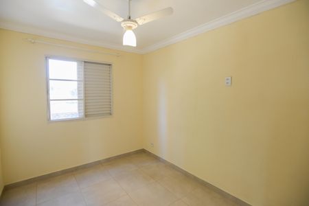 Apartamento para alugar com 73m², 3 quartos e 1 vagaQuarto 2