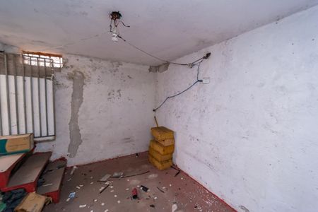 Casa à venda com 151m², 4 quartos e 1 vagaPorão