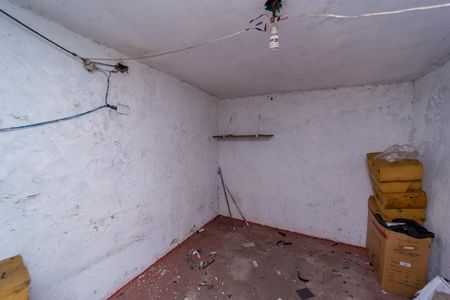 Casa à venda com 151m², 4 quartos e 1 vagaPorão