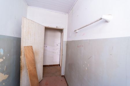 Casa à venda com 151m², 4 quartos e 1 vagaBanheiro