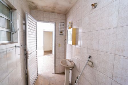 Casa à venda com 151m², 4 quartos e 1 vagaBanheiro 2