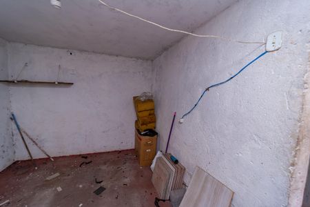 Casa à venda com 151m², 4 quartos e 1 vagaPorão