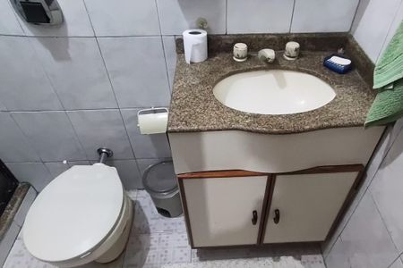 Casa à venda com 606m², 5 quartos e 8 vagasBanheiro da Suíte 3