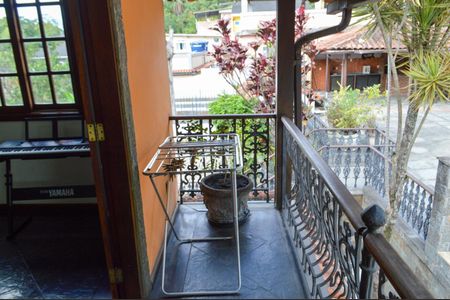 Casa à venda com 606m², 5 quartos e 8 vagasVaranda do Salão de Jogos