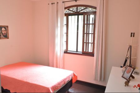 Casa à venda com 606m², 5 quartos e 8 vagasQuarto 2