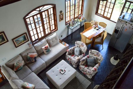 Casa à venda com 606m², 5 quartos e 8 vagasSala 2