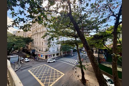 Apartamento à venda com 145m², 3 quartos e sem vagaSala - varanda - vista