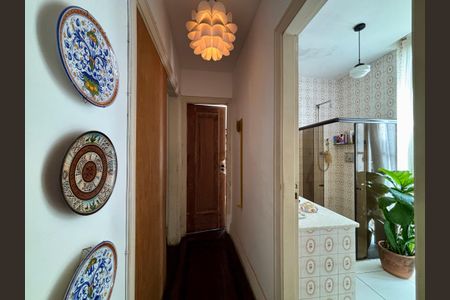 Apartamento à venda com 145m², 3 quartos e sem vagaBanheiro social - corredor de acesso