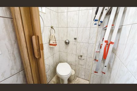 Apartamento à venda com 65m², 2 quartos e 1 vagaBanheiro de serviço