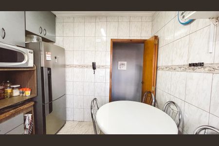 Apartamento à venda com 65m², 2 quartos e 1 vagaCozinha