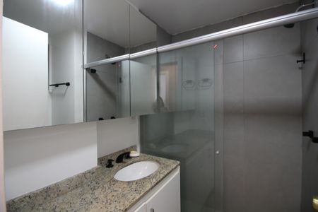 Apartamento à venda com 89m², 2 quartos e 1 vagaBanheiro Social