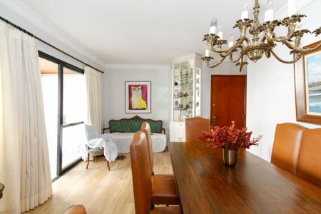 Apartamento para alugar com 90m², 2 quartos e 2 vagasSala de Estar e Jantar