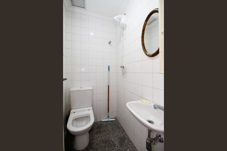 Apartamento para alugar com 90m², 2 quartos e 2 vagasBanheiro de Serviço