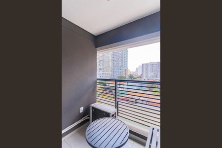 Studio para alugar com 26m², 1 quarto e sem vaga Studio para alugar com 26m², 1 quarto e sem vagaVaranda do Studio