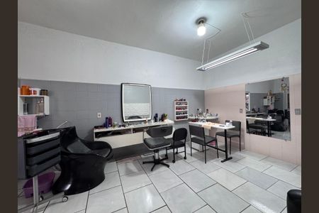 Casa à venda com 147m², 2 quartos e 2 vagaspeça dos fundos