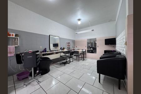 Casa à venda com 147m², 2 quartos e 2 vagaspeça dos fundos