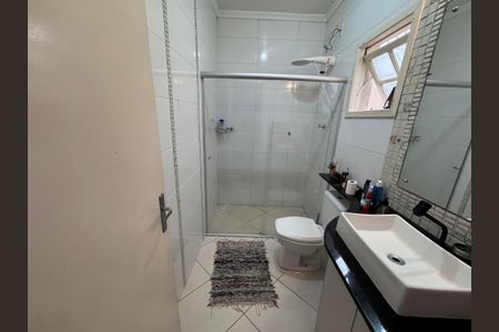 Casa à venda com 147m², 2 quartos e 2 vagasBanheiro
