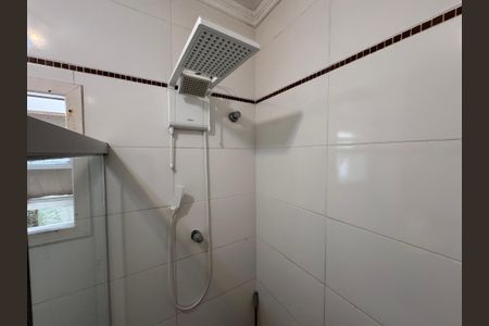 Casa à venda com 147m², 2 quartos e 2 vagasBanheiro da Suíte