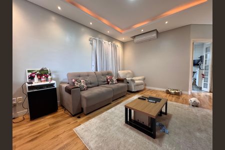 Sala de casa à venda com 2 quartos, 147m² em Santa Teresa, São Leopoldo