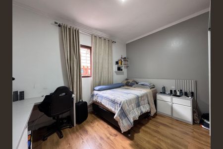 Casa à venda com 147m², 2 quartos e 2 vagasQuarto