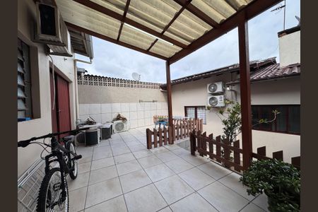 Casa à venda com 147m², 2 quartos e 2 vagasÁrea comum