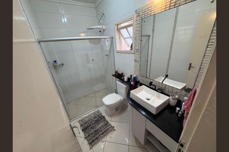 Casa à venda com 147m², 2 quartos e 2 vagasBanheiro