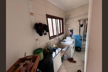 Casa à venda com 147m², 2 quartos e 2 vagasLavanderia