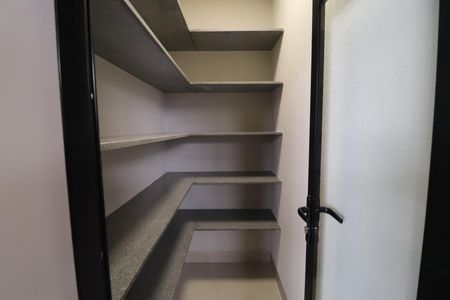 Casa de condomínio para alugar com 238m², 3 quartos e 2 vagasDespensa